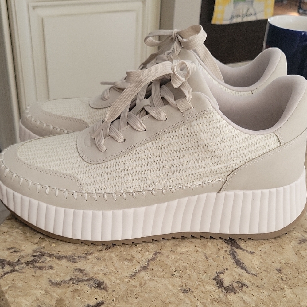 Sonoma Cream Casual Sneakers